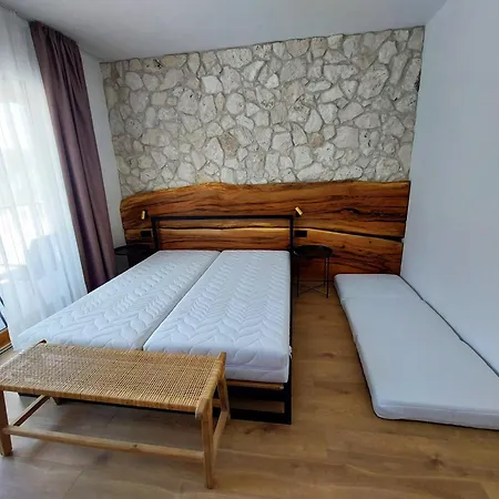 Lägenhetshotell Erdody 4*